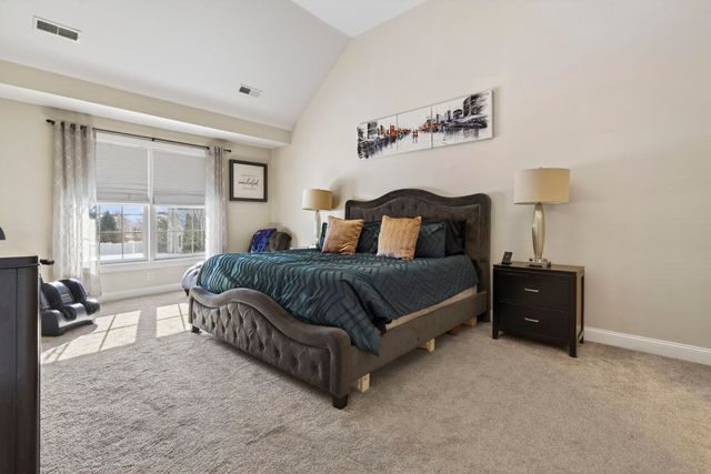 1 Scenic Lane, Hudson, NH 03051