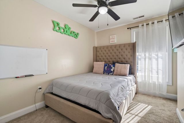 1 Scenic Lane, Hudson, NH 03051