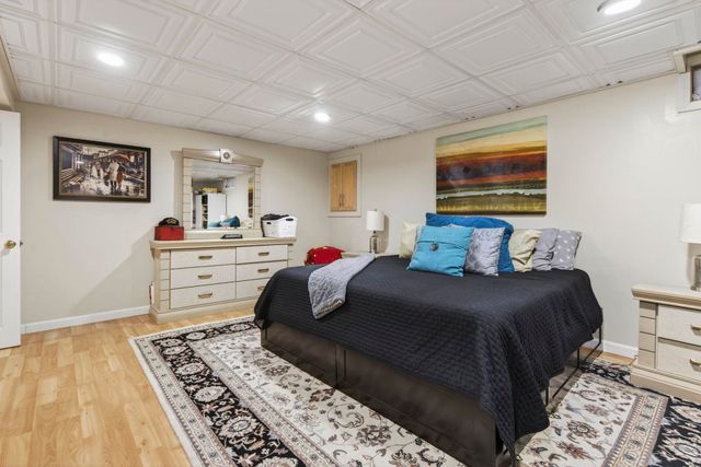 1 Scenic Lane, Hudson, NH 03051