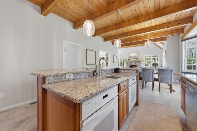 5 Knights Lane, Newburyport, MA 01950