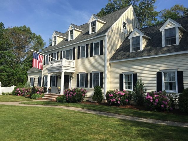 5 Knights Lane, Newburyport, MA 01950