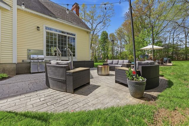 5 Knights Lane, Newburyport, MA 01950