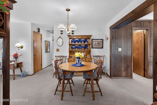 1605 COLONIAL COURT, Columbia, MO 65202