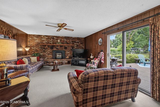 1605 COLONIAL COURT, Columbia, MO 65202