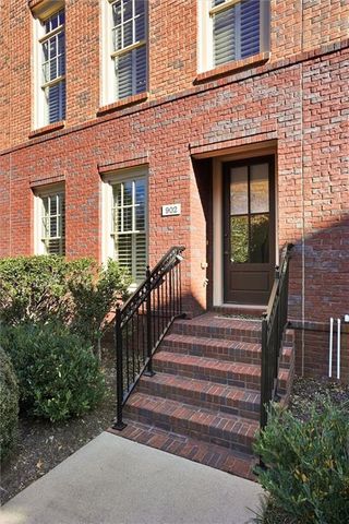 902 River Vista Drive 94, Atlanta, GA 30339