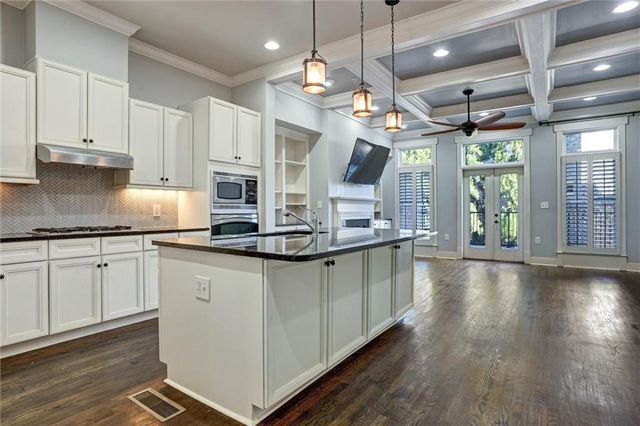 902 River Vista Drive 94, Atlanta, GA 30339
