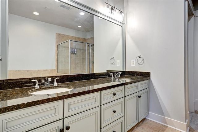 902 River Vista Drive 94, Atlanta, GA 30339