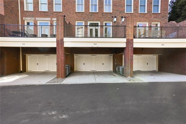 902 River Vista Drive 94, Atlanta, GA 30339