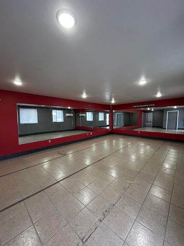 9340 Shaver Road A & B, Portage City, MI 49024
