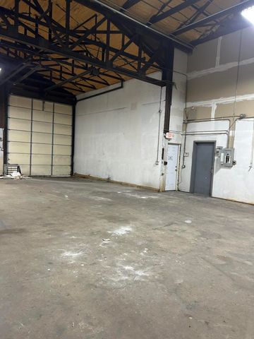 9340 Shaver Road A & B, Portage City, MI 49024