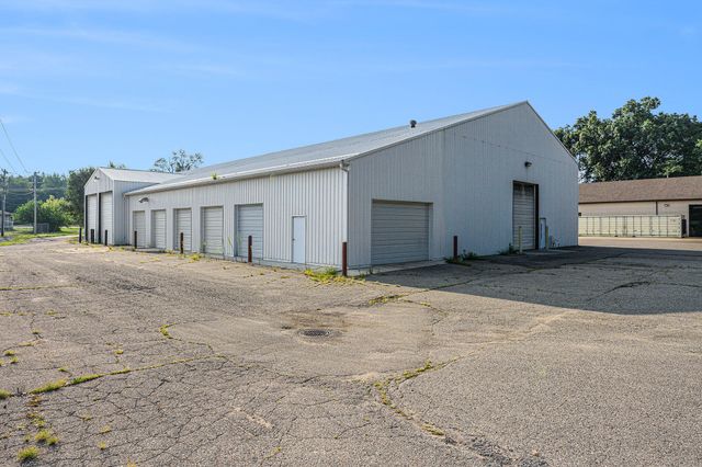 9340 Shaver Road A & B, Portage City, MI 49024