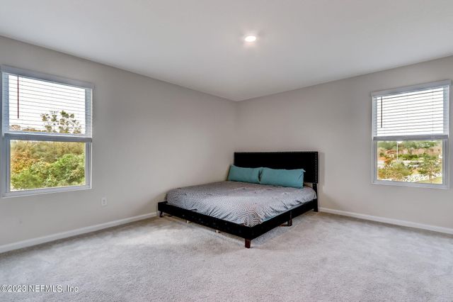 988 OBSERVATORY Parkway, Jacksonville, FL 32218