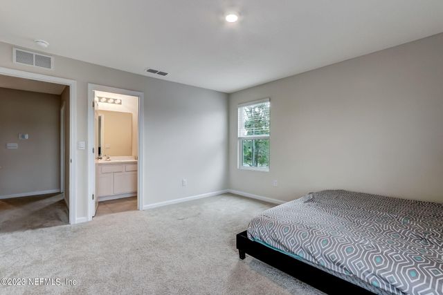 988 OBSERVATORY Parkway, Jacksonville, FL 32218