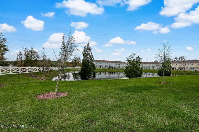 988 OBSERVATORY Parkway, Jacksonville, FL 32218