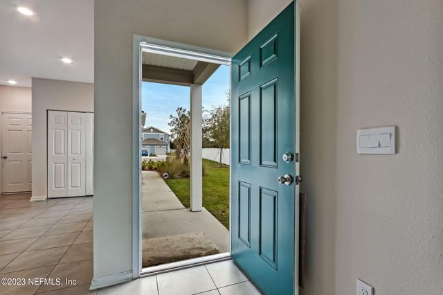 988 OBSERVATORY Parkway, Jacksonville, FL 32218