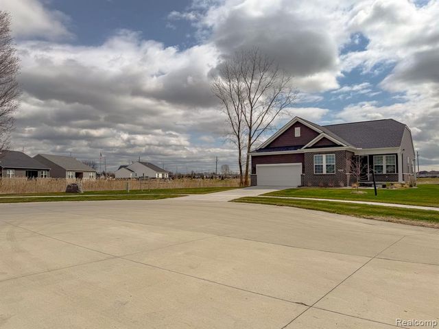 50682 Beckett Court, Macomb, MI 48044