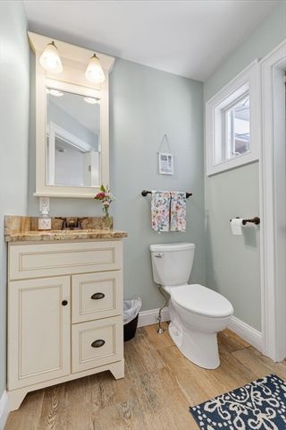 168 Liberty St, Middleton, MA 01949