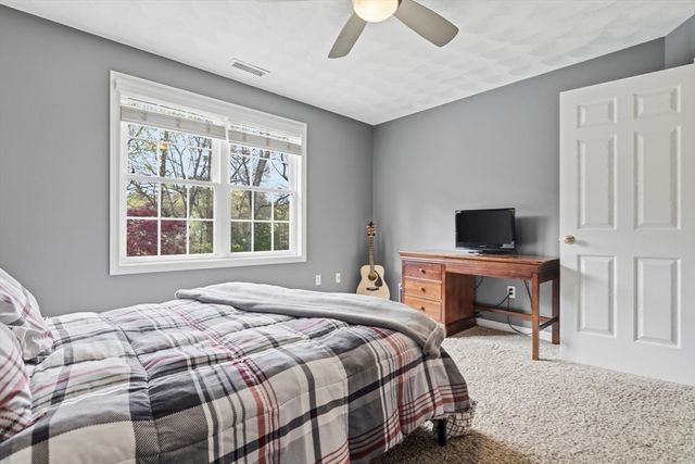 168 Liberty St, Middleton, MA 01949