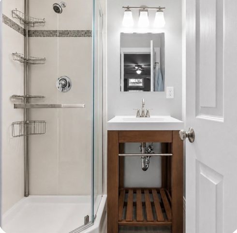 168 Liberty St, Middleton, MA 01949