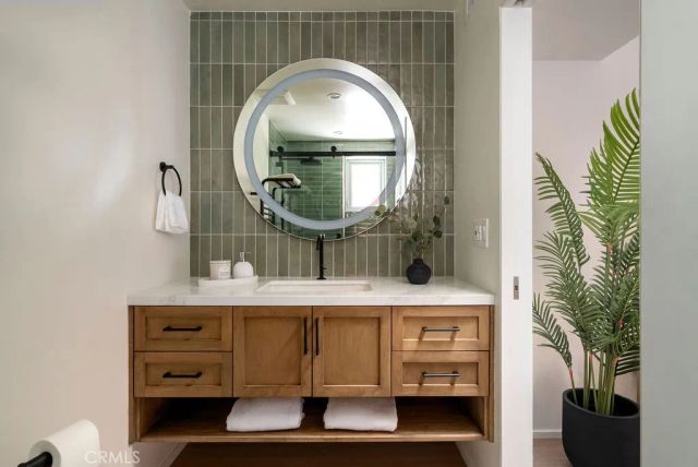 31911 Crestwood Place, Laguna Beach, CA 92651