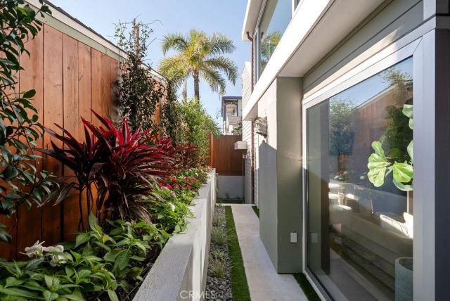 31911 Crestwood Place, Laguna Beach, CA 92651