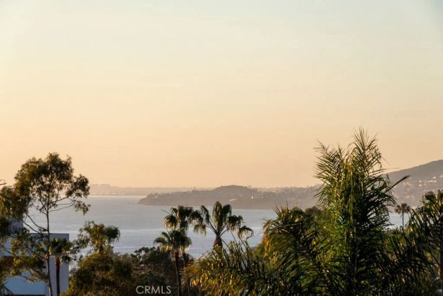 31911 Crestwood Place, Laguna Beach, CA 92651