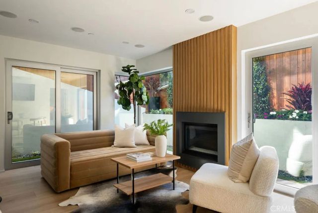 31911 Crestwood Place, Laguna Beach, CA 92651