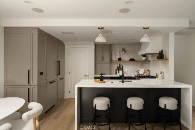 31911 Crestwood Place, Laguna Beach, CA 92651