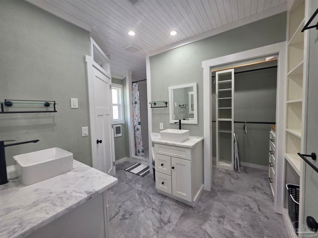 430 S 1st St, Pensacola, FL 32507