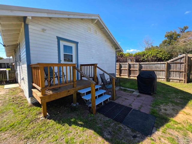 430 S 1st St, Pensacola, FL 32507