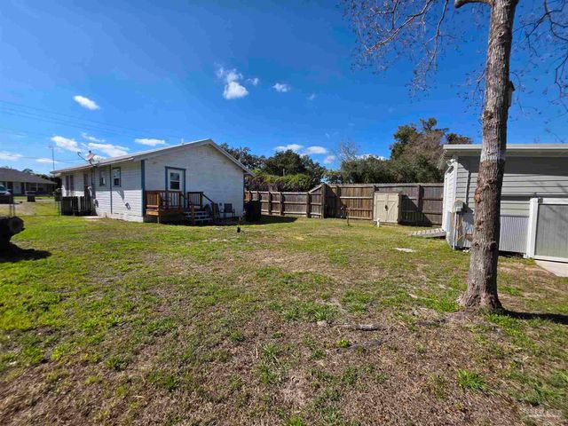 430 S 1st St, Pensacola, FL 32507