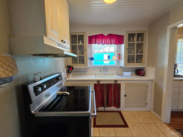 430 S 1st St, Pensacola, FL 32507