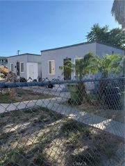 208 E Poplar, Compton, CA 90220