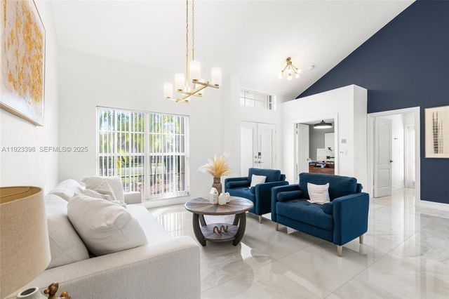 19427 NW 13th St, Pembroke Pines, FL 33029