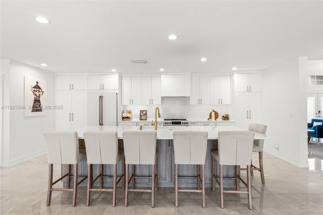 19427 NW 13th St, Pembroke Pines, FL 33029