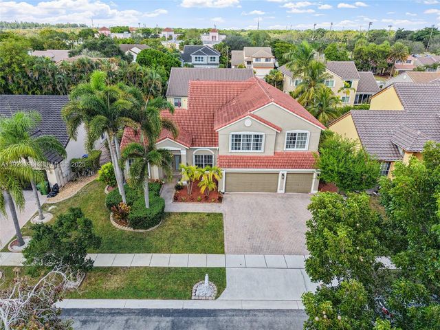 19427 NW 13th St, Pembroke Pines, FL 33029