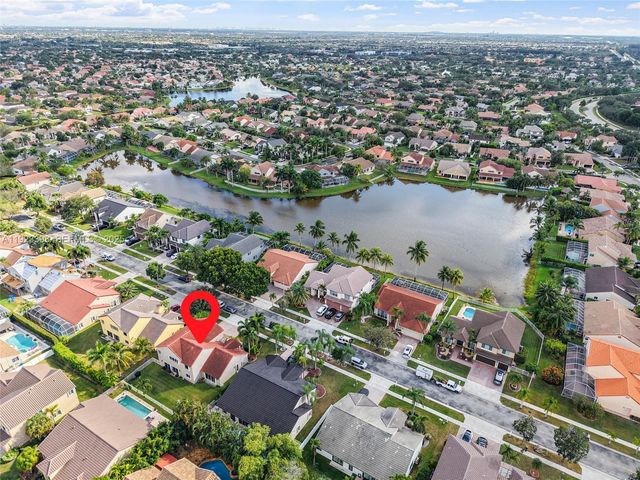 19427 NW 13th St, Pembroke Pines, FL 33029
