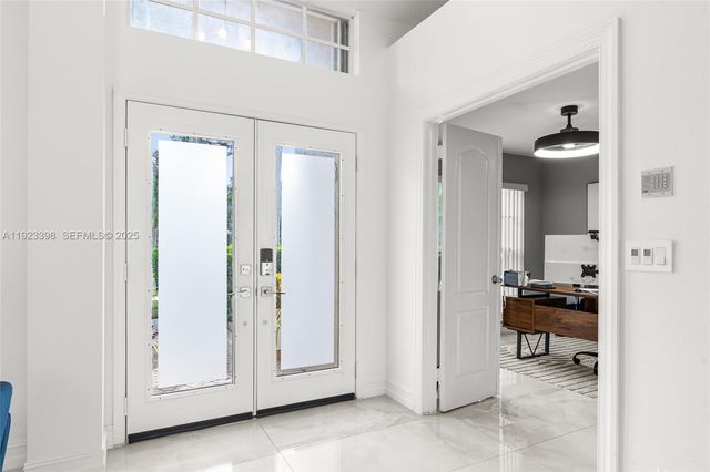 19427 NW 13th St, Pembroke Pines, FL 33029