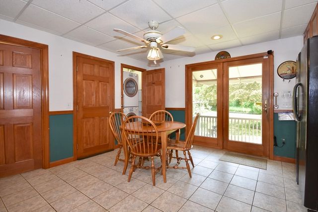 7 Knowles Ave, Wareham, MA 02571