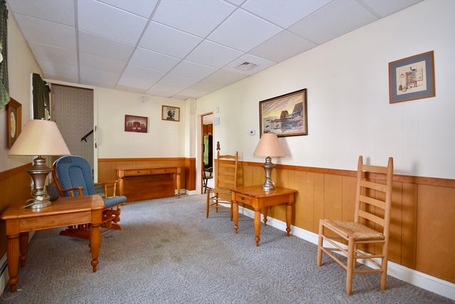 7 Knowles Ave, Wareham, MA 02571