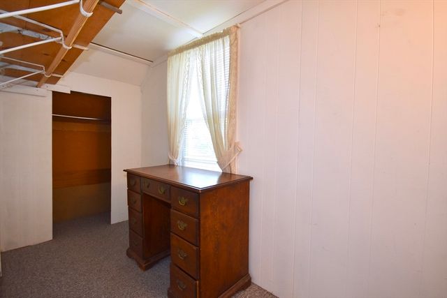 7 Knowles Ave, Wareham, MA 02571