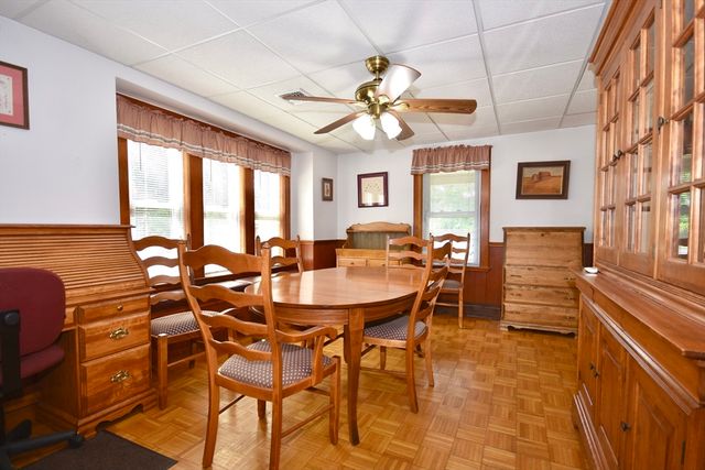7 Knowles Ave, Wareham, MA 02571
