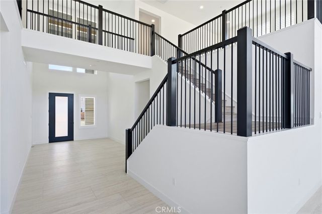 22801 Seaqua Circle, Chatsworth, CA 91311