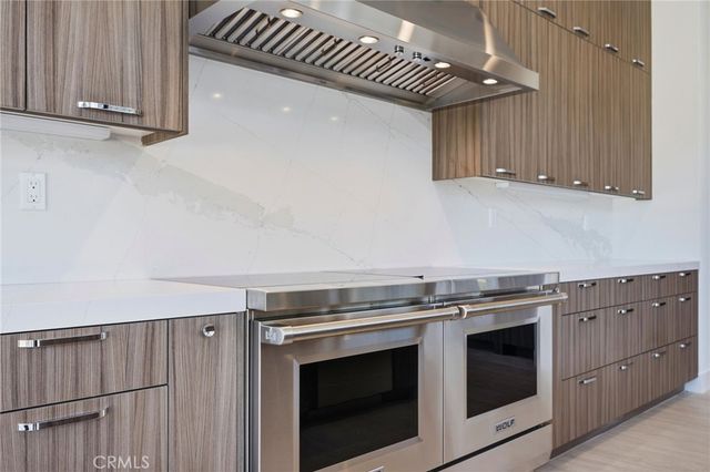 22801 Seaqua Circle, Chatsworth, CA 91311