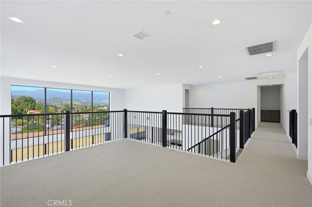 22801 Seaqua Circle, Chatsworth, CA 91311