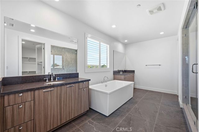 22801 Seaqua Circle, Chatsworth, CA 91311