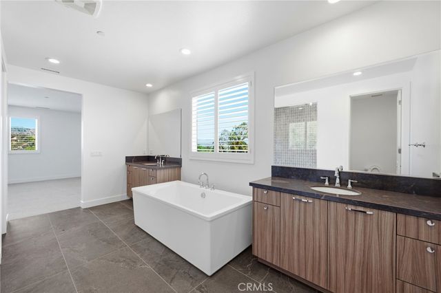 22801 Seaqua Circle, Chatsworth, CA 91311