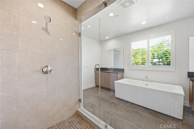 22801 Seaqua Circle, Chatsworth, CA 91311