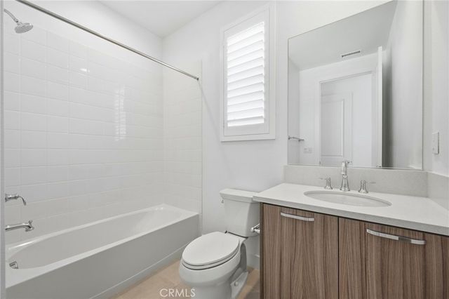 22801 Seaqua Circle, Chatsworth, CA 91311