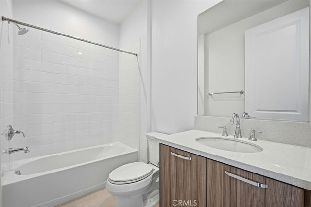 22801 Seaqua Circle, Chatsworth, CA 91311